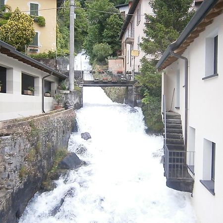 Casa In Riva Al Lago Varenna Eksteriør bilde
