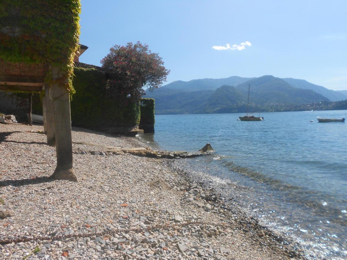Casa In Riva Al Lago Varenna Eksteriør bilde